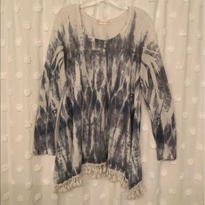 Altar’d State ladies top